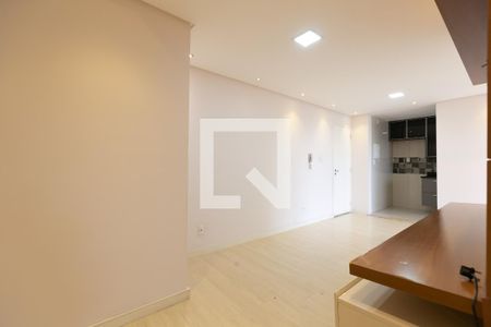 Sala de apartamento para alugar com 2 quartos, 52m² em Vila Santana, São Paulo