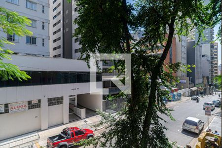 Vista da Sala de apartamento para alugar com 2 quartos, 100m² em Bela Vista, São Paulo