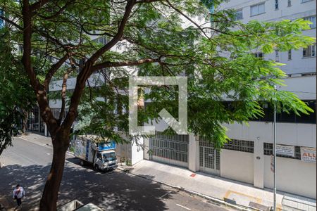 Vista da Sala de apartamento para alugar com 2 quartos, 100m² em Bela Vista, São Paulo