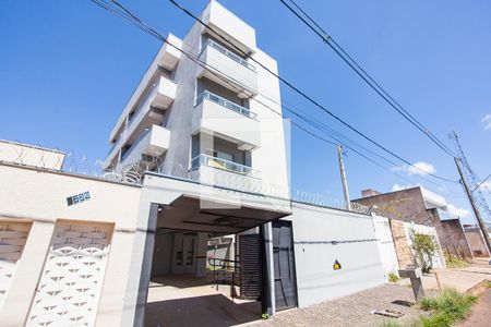 Fachada de apartamento para alugar com 2 quartos, 54m² em Nova Uberlândia, Uberlândia