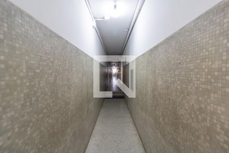 Hall de entrada de apartamento à venda com 1 quarto, 36m² em Azenha, Porto Alegre