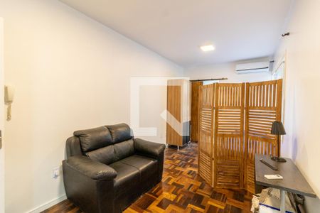 Sala/Quarto de apartamento à venda com 1 quarto, 36m² em Azenha, Porto Alegre