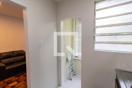 Cozinha e Área de Serviço de apartamento à venda com 1 quarto, 36m² em Azenha, Porto Alegre