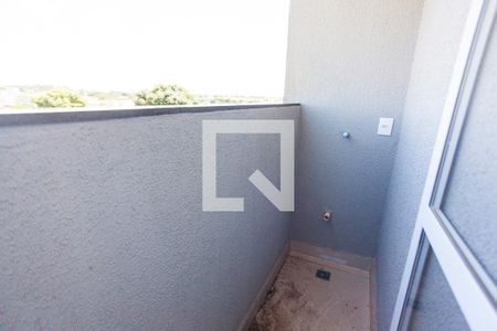 Varanda de apartamento para alugar com 2 quartos, 54m² em Nova Uberlândia, Uberlândia