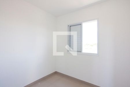Quarto 2 de apartamento para alugar com 2 quartos, 54m² em Nova Uberlândia, Uberlândia