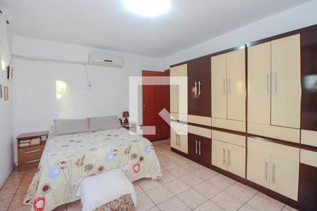 Quarto 1 de casa à venda com 3 quartos, 150m² em São Sebastião, Porto Alegre