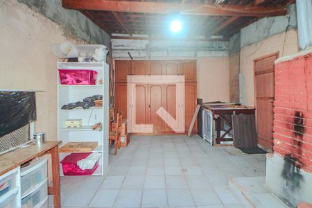 Sótão de casa à venda com 3 quartos, 150m² em São Sebastião, Porto Alegre