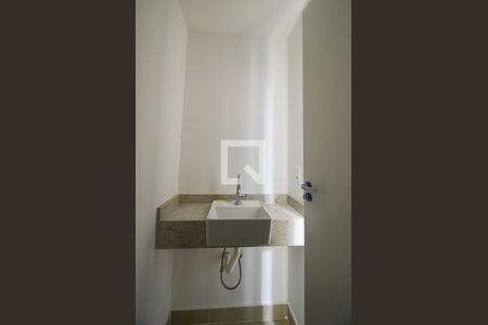 Lavabo de apartamento à venda com 2 quartos, 76m² em Serra, Belo Horizonte