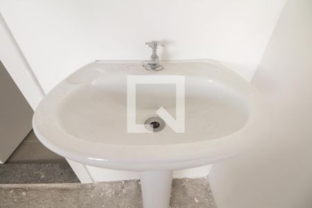 Banheiro de kitnet/studio à venda com 1 quarto, 85m² em Chácara Seis de Outubro, São Paulo