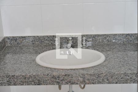 Banheiro da Suíte de apartamento à venda com 3 quartos, 82m² em Parque das Nações, Santo André