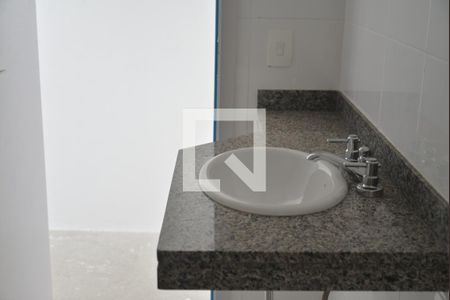 Banheiro Social de apartamento à venda com 3 quartos, 82m² em Parque das Nações, Santo André