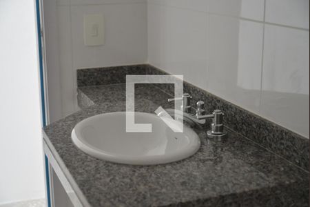 Banheiro Social de apartamento à venda com 3 quartos, 82m² em Parque das Nações, Santo André