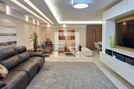 Sala de apartamento à venda com 4 quartos, 187m² em Icaraí, Niterói