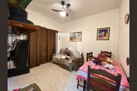 Sala de casa à venda com 3 quartos, 190m² em Piedade, Rio de Janeiro