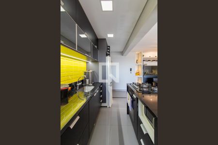 Cozinha de apartamento à venda com 2 quartos, 73m² em Vila Antonieta, Guarulhos
