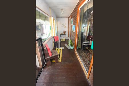 Corredor de casa à venda com 2 quartos, 100m² em Vila Assunção, Porto Alegre