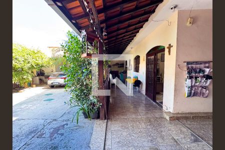 Área comum de casa à venda com 4 quartos, 475m² em Jardim Riacho das Pedras, Contagem