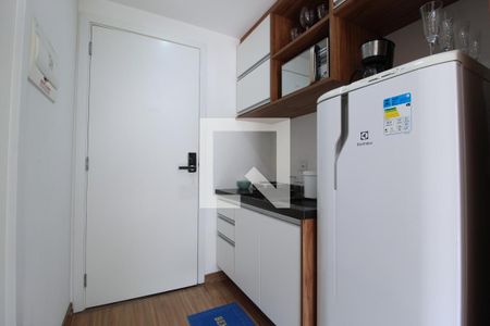 Cozinha de kitnet/studio para alugar com 1 quarto, 31m² em Indianópolis, São Paulo