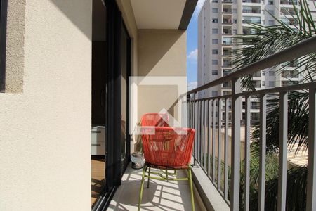 Varanda de kitnet/studio para alugar com 1 quarto, 31m² em Indianópolis, São Paulo