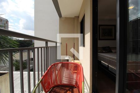 Varanda de kitnet/studio para alugar com 1 quarto, 31m² em Indianópolis, São Paulo