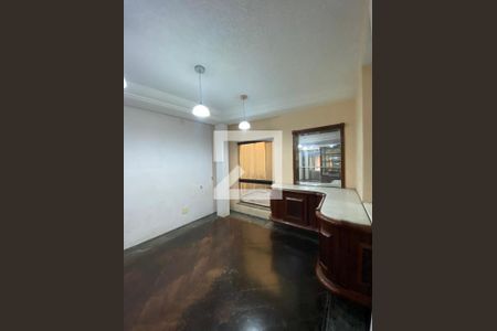 Sala de casa à venda com 5 quartos, 340m² em Vila Galvão, Guarulhos