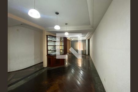 Sala de casa à venda com 5 quartos, 340m² em Vila Galvão, Guarulhos