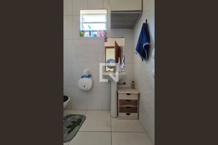 Banheiro de casa à venda com 3 quartos, 224m² em Parque das Nações, Santo André