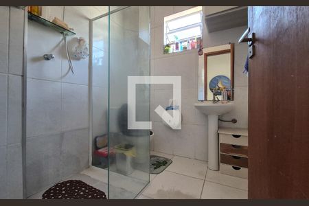 Banheiro de casa à venda com 3 quartos, 224m² em Parque das Nações, Santo André