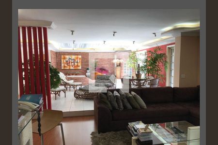 Apartamento à venda com 4 quartos, 130m² em Vila Olímpia, São Paulo