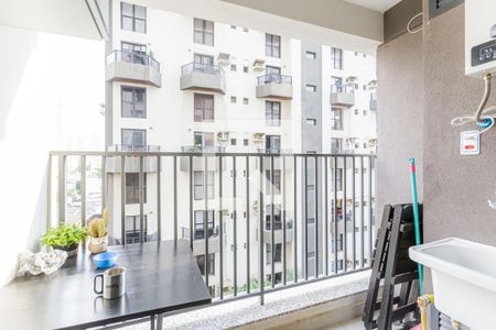 Varanda de kitnet/studio à venda com 1 quarto, 30m² em Indianópolis, São Paulo