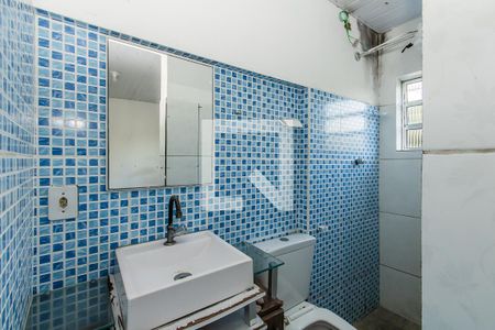 Banheiro de casa à venda com 1 quarto, 70m² em Jardim Keralux, São Paulo