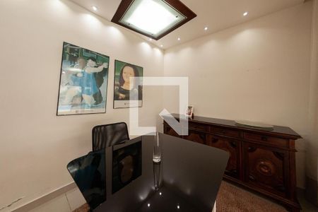 Casa à venda com 5 quartos, 312m² em Piratininga, Niterói