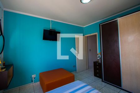 Quarto 2 de casa à venda com 3 quartos, 160m² em Parque Gerassi, Santo André