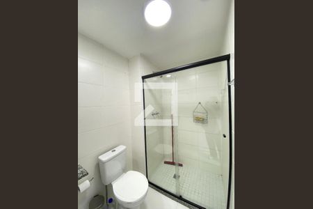 Banheiro do Quarto 1 de apartamento para alugar com 2 quartos, 58m² em Picanço, Guarulhos