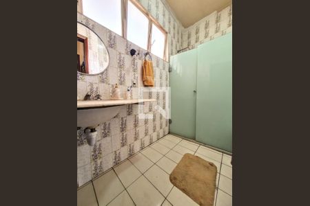 Banheiro de casa à venda com 4 quartos, 403m² em Cidade Nova, Belo Horizonte