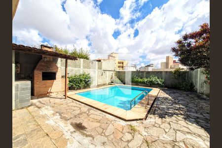 Quintal de casa à venda com 4 quartos, 403m² em Cidade Nova, Belo Horizonte