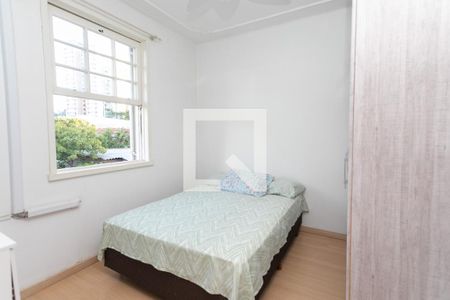 Quarto 1 de apartamento à venda com 3 quartos, 75m² em Passo D’areia, Porto Alegre