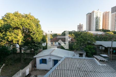 Vista Quarto 1 de apartamento à venda com 3 quartos, 75m² em Passo D’areia, Porto Alegre