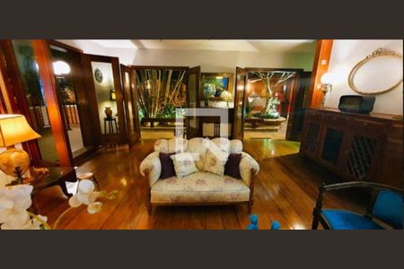 Foto 23 de casa à venda com 5 quartos, 800m² em Jardim Leonor, São Paulo