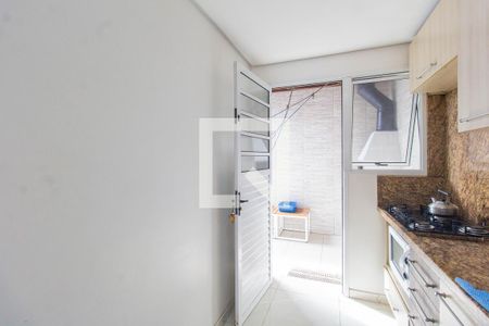 Cozinha de casa de condomínio para alugar com 2 quartos, 55m² em Olaria, Canoas