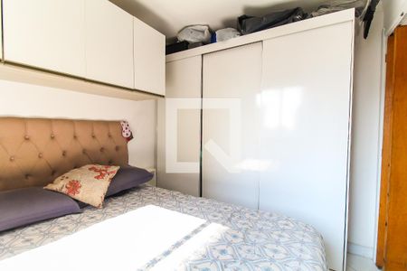 Quarto 1 de apartamento à venda com 2 quartos, 40m² em Itaquera, São Paulo