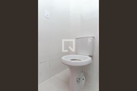 Banheiro de apartamento à venda com 1 quarto, 29m² em Vila Constança, São Paulo