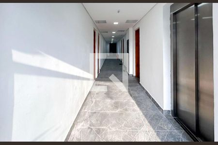 Hall Social de kitnet/studio para alugar com 1 quarto, 19m² em Vila Castelo, São Paulo