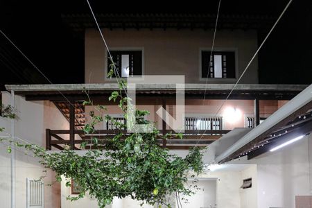 Quintal de casa para alugar com 4 quartos, 270m² em Parque Santana, Mogi das Cruzes