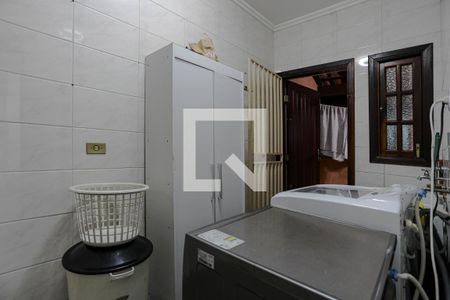 Área de Serviço de casa para alugar com 4 quartos, 270m² em Parque Santana, Mogi das Cruzes