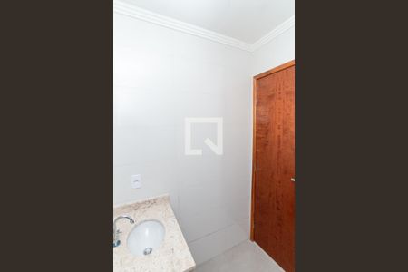 Banheiro de apartamento à venda com 1 quarto, 29m² em Vila Constança, São Paulo