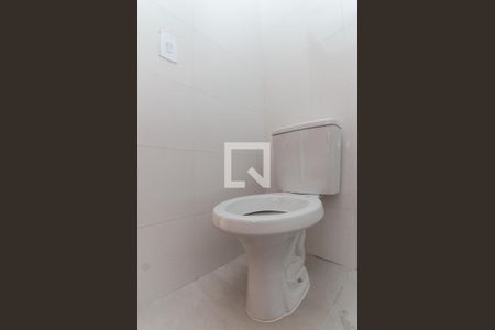 Banheiro de apartamento à venda com 1 quarto, 35m² em Vila Constança, São Paulo