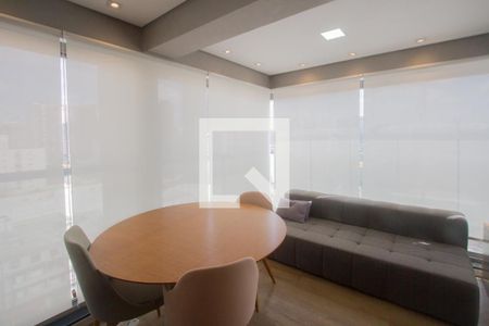 Varanda de kitnet/studio à venda com 1 quarto, 58m² em Vila Cordeiro, São Paulo