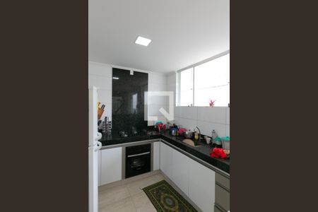 Cozinha de casa à venda com 2 quartos, 589m² em Céu Azul, Belo Horizonte
