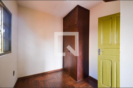 Suíte 2 de casa para alugar com 5 quartos, 400m² em Sagrada Família, Belo Horizonte